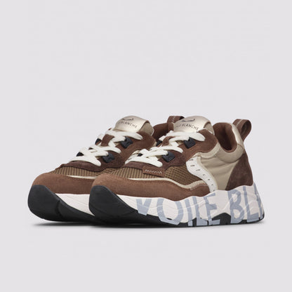 Sneaker in pelle e tessuto marroni