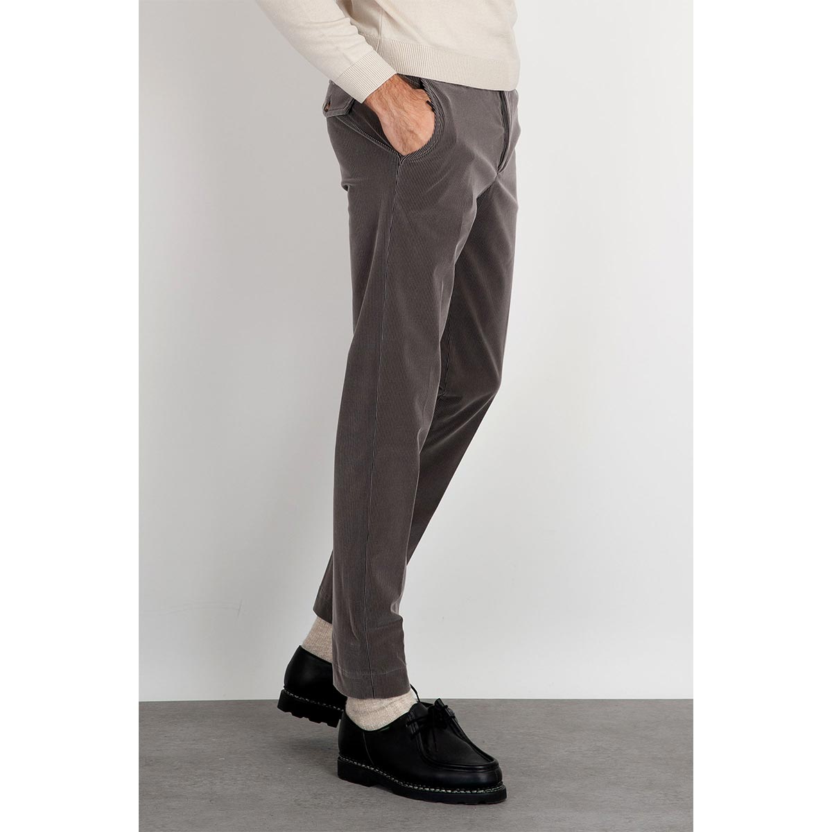 Pantalone chinos a coste