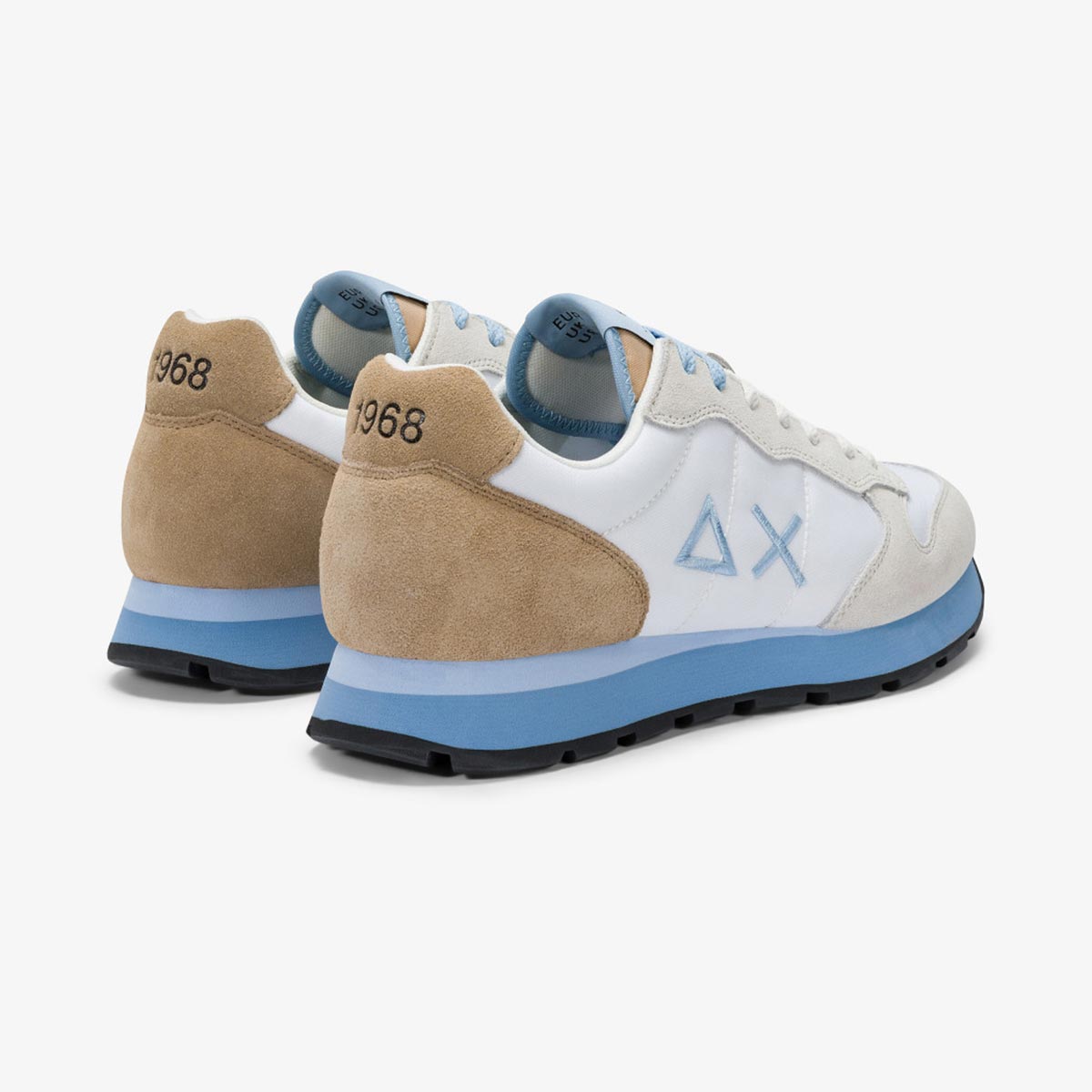 Sneaker in camoscio e tessuto tricolore