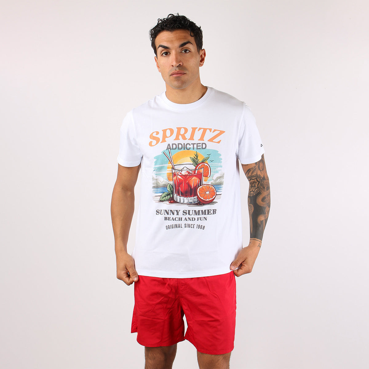 T-shirt bianca in cotone con stampa