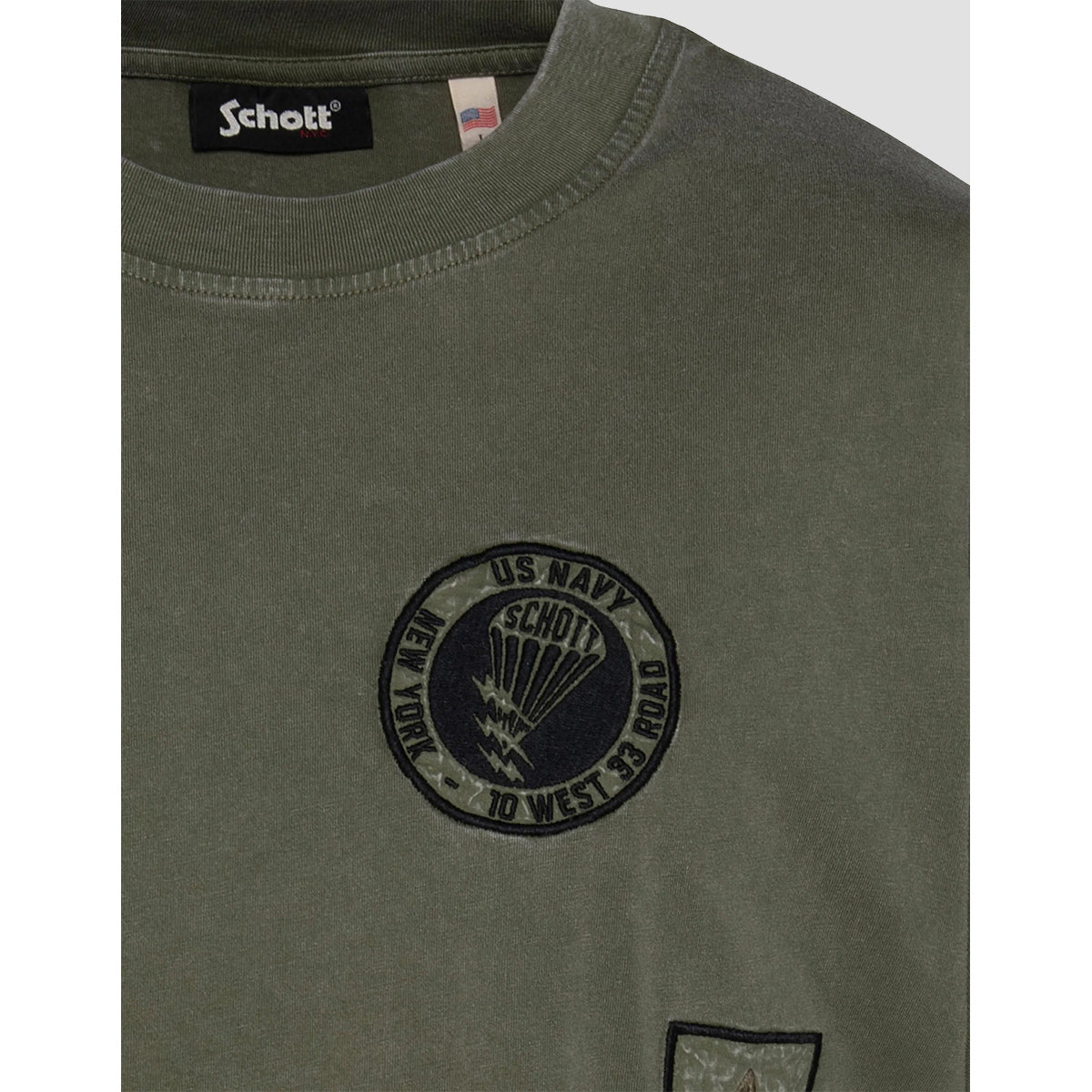 T-shirt militare con stemma kaki, effetto vintage