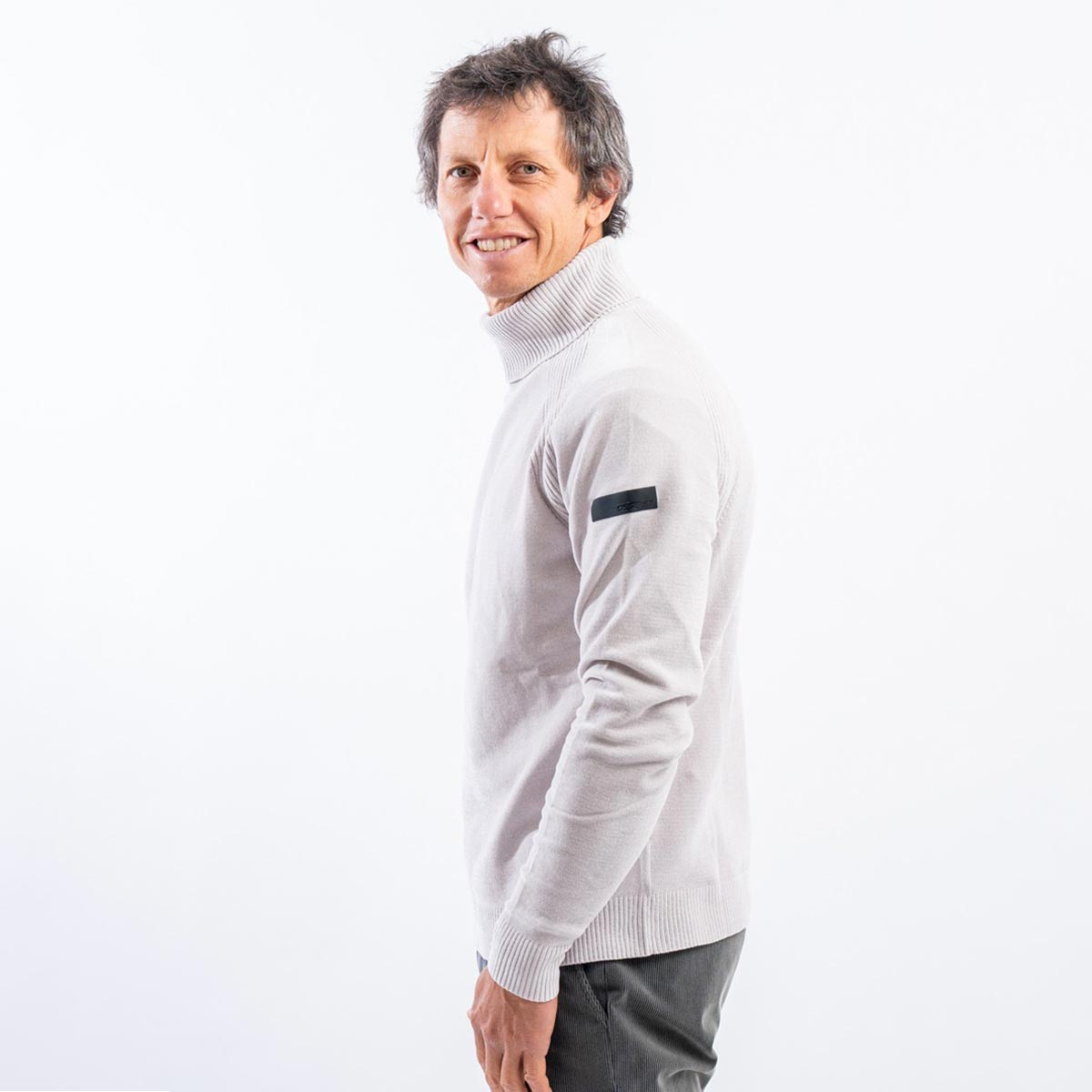 Maglione a collo alto effetto ciniglia