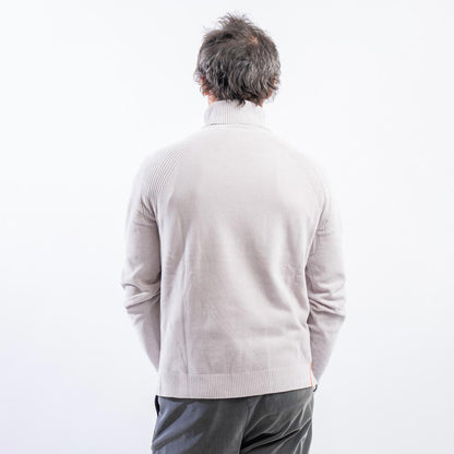 Maglione a collo alto effetto ciniglia