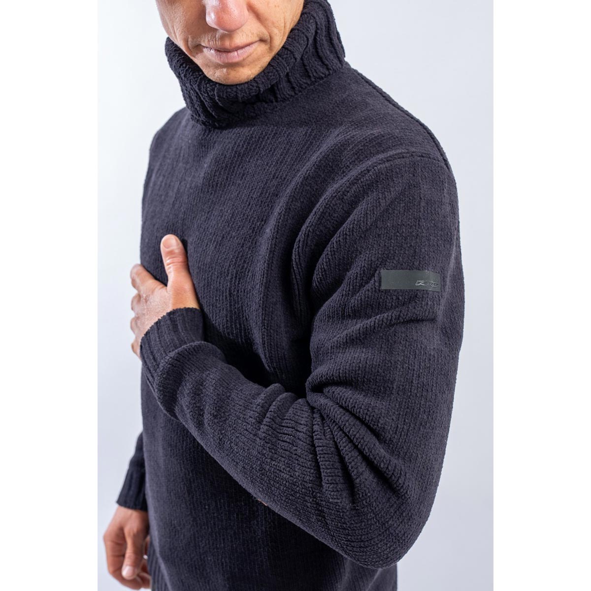 Maglione a collo alto