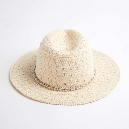 Cappello bianco in pizzo